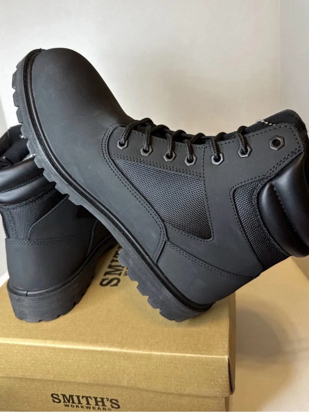 SMITH Men's Black Work Boots - Lace-Up Ankle Boot size 10